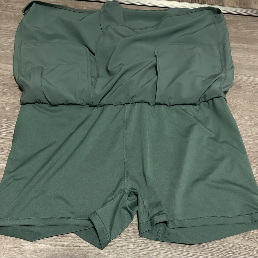 Patagonia Green Athletic Skirt with Drawstring - Picture 5 of 5